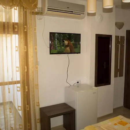 Guest house Jani 2*